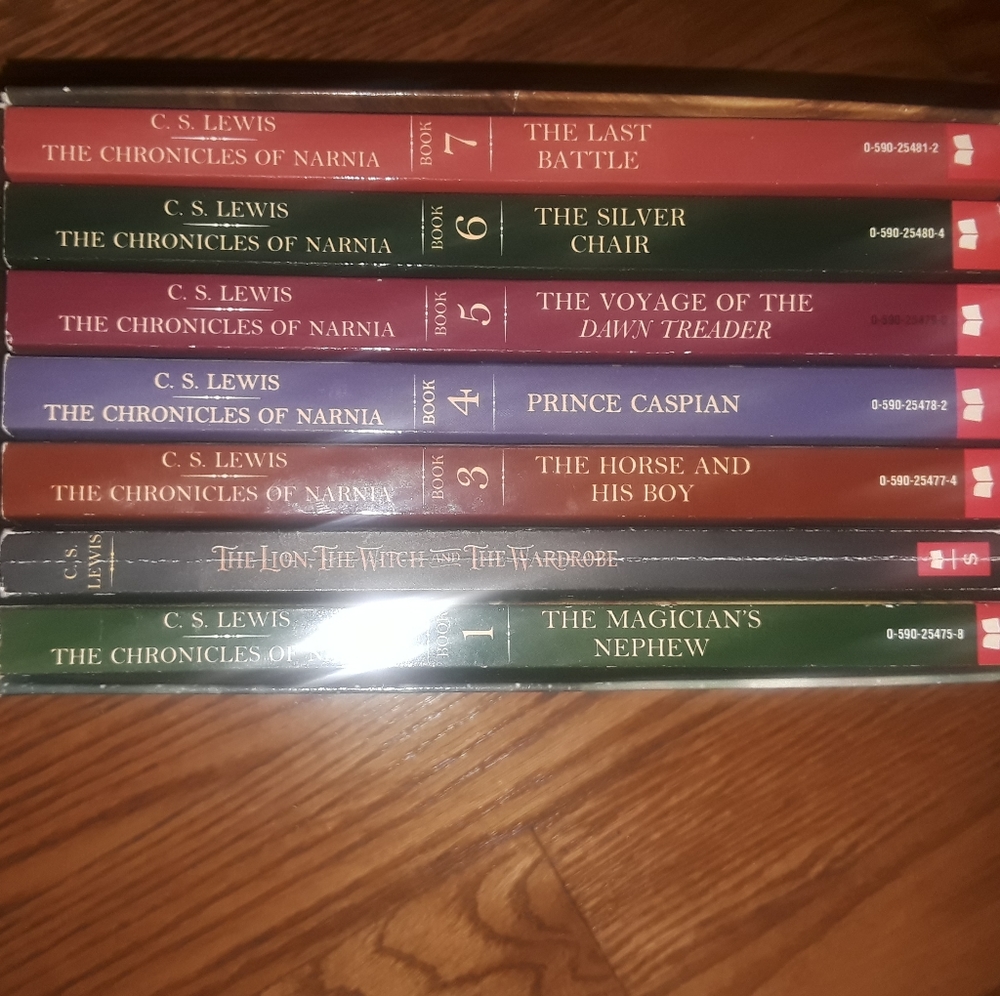 The chronicles of narnia books